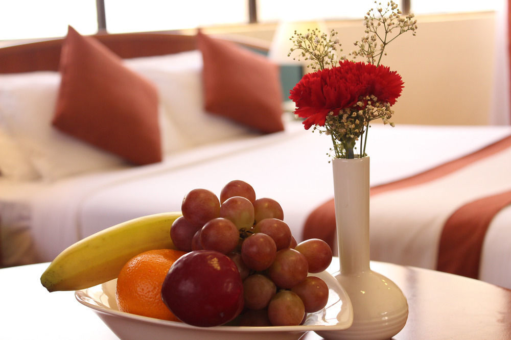 אבו דאבי Al Diar Dana Hotel מראה חיצוני תמונה